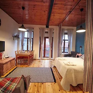 Studio At The Heart Of Taksim Istanbul